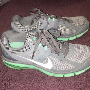 Nike Air Max Defyrn Mint Green